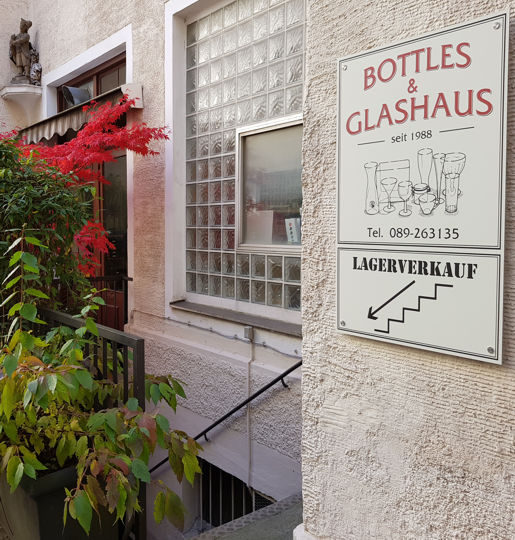 Lagerverkauf-Treppe im Innenhof